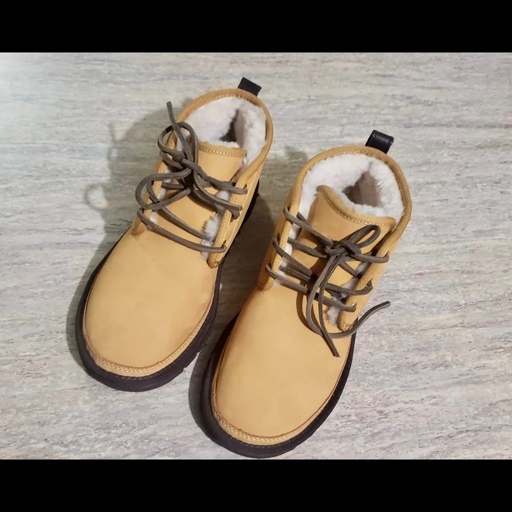 NWOB UGG Neumel Chestnut Chukka boots S/N 1013154 - Picture 4 of 11